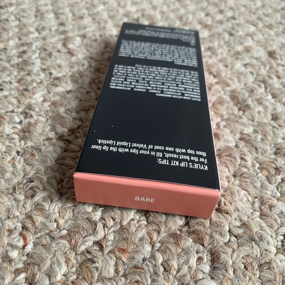 NEW Kylie Cosmetics Bare Velvet Lip Kit - Picture 4 of 4